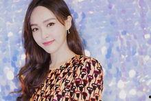 吃瓜娱乐唐嫣,瓜田里的甜蜜女王