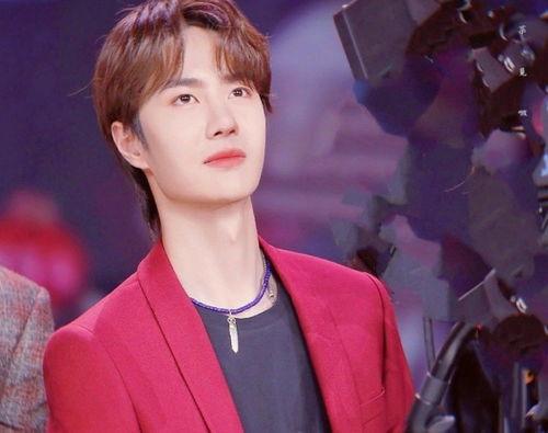 娱乐吃瓜王一博是谁啊视频,娱乐吃瓜界的风云人物